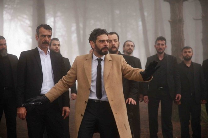 Zachránené životy - Season 1 - Episode 1 - Z filmu - Mehmet Ali Nuroğlu