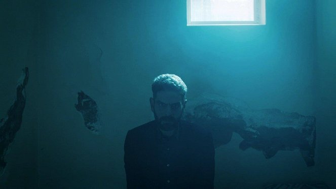 Sen Anlat Karadeniz - Episode 4 - De la película