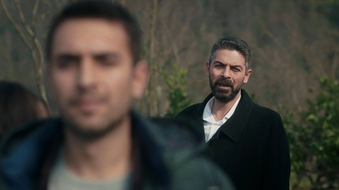 Sen Anlat Karadeniz - Episode 9 - De la película - Sinan Tuzcu
