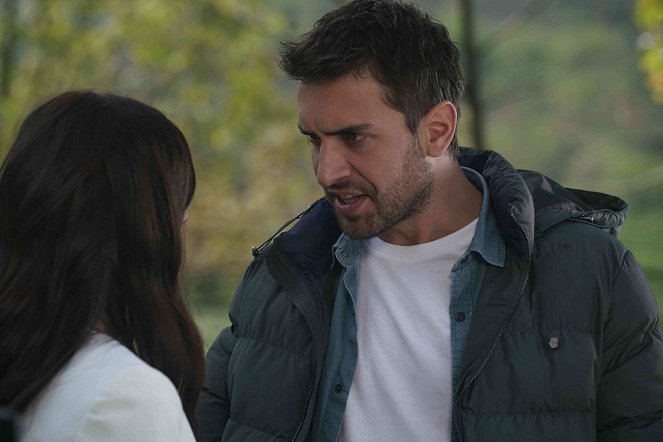 Lifeline - Episode 13 - Photos - Ulaş Tuna Astepe