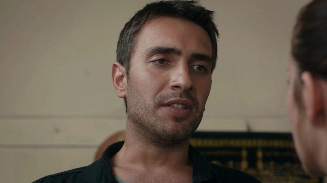 Lifeline - Episode 20 - Photos - Ulaş Tuna Astepe