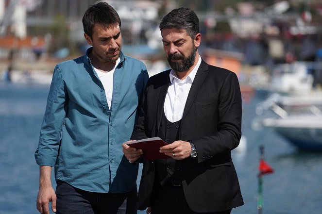Sen Anlat Karadeniz - Episode 28 - De la película - Ulaş Tuna Astepe, Sinan Tuzcu