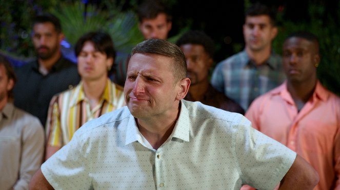 I Think You Should Leave with Tim Robinson - Season 3 - That Was the Earth Telling Me I´m Supposed to Do Something Great. - Photos