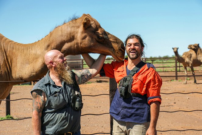 Opal Hunters: Red Dirt Road Trip - Photos