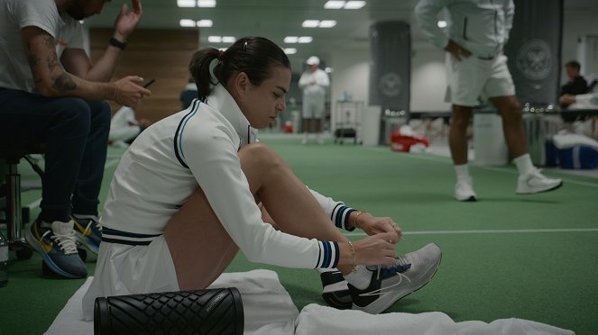 Tennistä, hikeä ja kyyneliä - Arvokas pelipaikka - Kuvat elokuvasta
