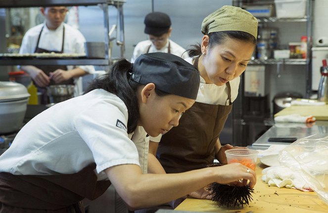 A konyhafőnök asztaláról - Niki Nakayama - Filmfotók