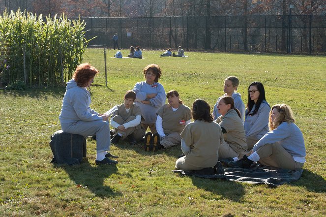 Orange Is the New Black - Toast Can't Never Be Bread - Photos