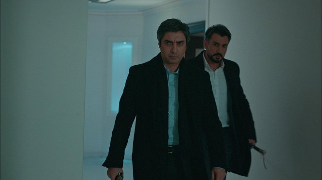 Kurtlar Vadisi: Pusu - Season 9 - Episode 25 - De la película - Necati Şaşmaz