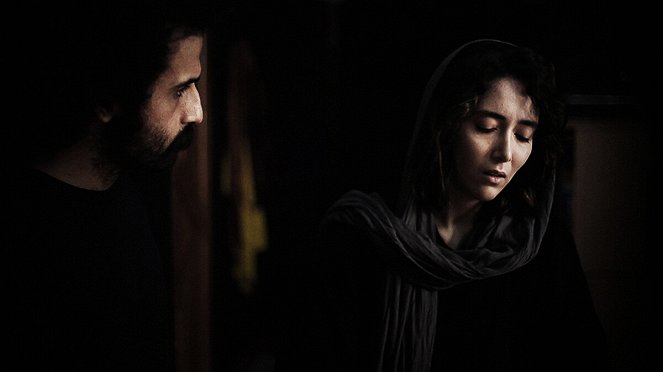 Afarinesh beyne do sath - Z filmu - Taher Balouei, Farnaaz Yazdi
