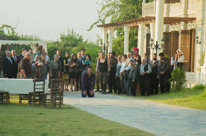 Bir Zamanlar Çukurova - Episode 8 - De la película