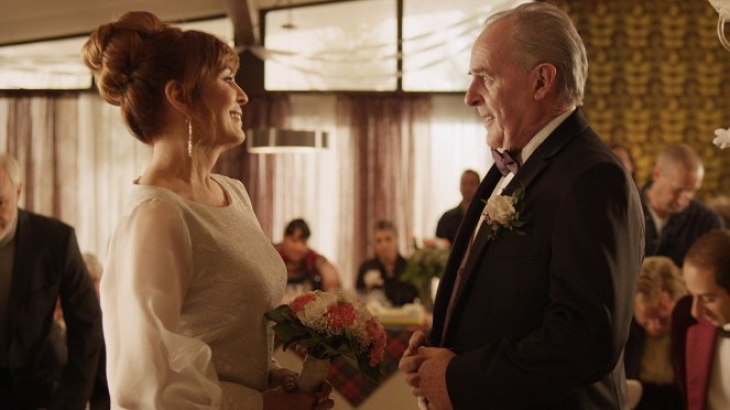 Szólíts Fitznek! - Füstbe ment esküvő - Filmfotók - Joanna Cassidy, Peter MacNeill