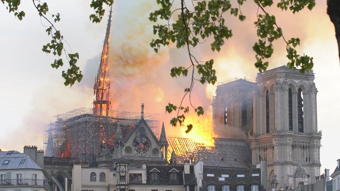 Hors de contrôle - Notre-Dame, l'incendie du siècle - Van film