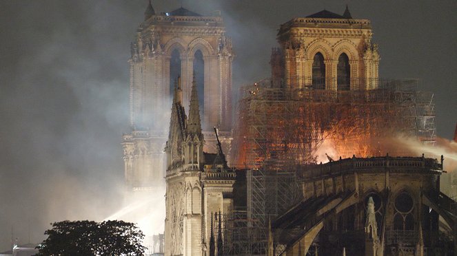 Hors de contrôle - Notre-Dame, l'incendie du siècle - Filmfotók
