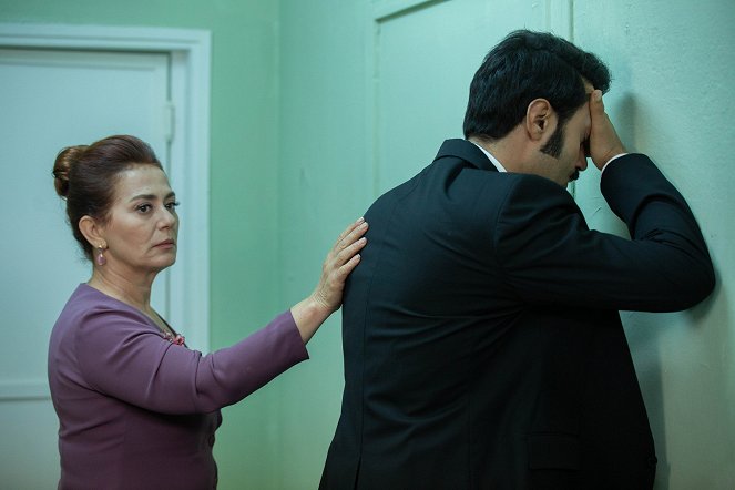 Bir Zamanlar Çukurova - Season 3 - Episode 31 - De la película