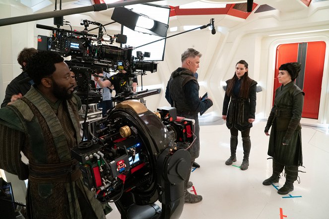 Star Trek: Strange New Worlds - Among the Lotus Eaters - Making of - Babs Olusanmokun, Anson Mount, Christina Chong, Melissa Navia