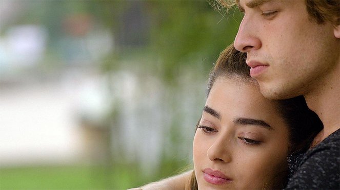 Adı Efsane - Episode 27 - De la película - Simay Barlas, Cem Yiğit Üzümoğlu