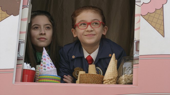Odd Squad - Oona and the Oonabots / The Ninja Situation - Photos