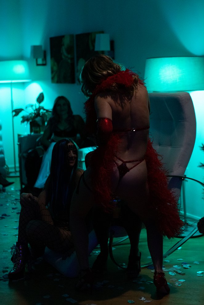Planet Sex with Cara Delevingne - The Orgasm Gap - Filmfotos