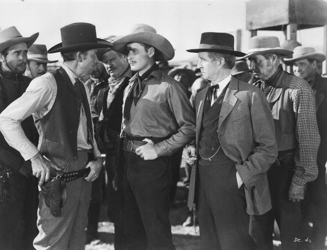 Dodge, ciudad sin ley - De la película - Victor Jory, Alan Hale, Errol Flynn