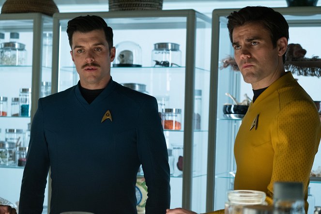Star Trek: Különös új világok - Season 2 - Félrefordítás - Filmfotók - Dan Jeannotte, Paul Wesley