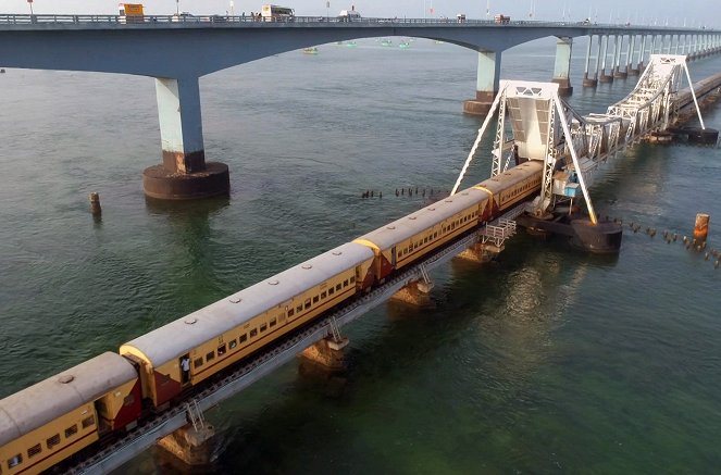 Nejnebezpečnější železnice světa - Rameswaram Express - Z filmu