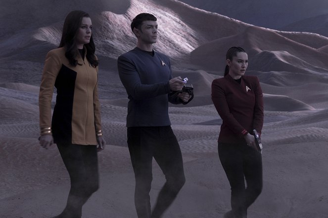 Star Trek: Különös új világok - Régi tudósok - Filmfotók - Rebecca Romijn, Anson Mount, Christina Chong