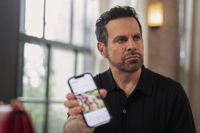 And Just Like That... - The Real Deal - Photos - Mario Cantone