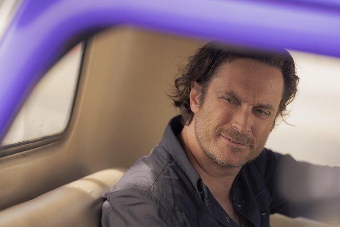 And Just Like That... - Season 2 - The Real Deal - Van film - Oliver Hudson