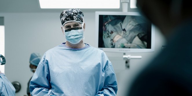 Transplant - Multiple Choices - Kuvat elokuvasta