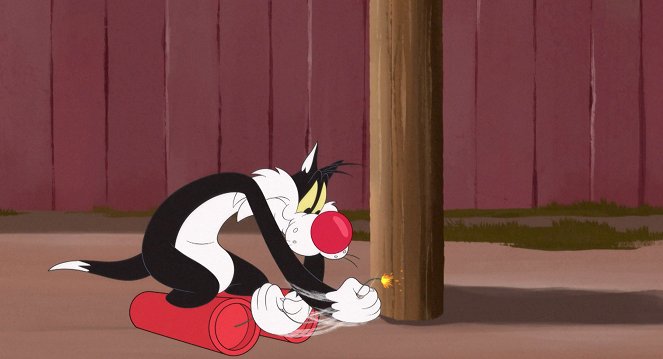 Looney Tunes Cartoons - Chain Gangster / Telephone Pole Gag: Sylvester Car Jack Lift / Falling for It - Do filme