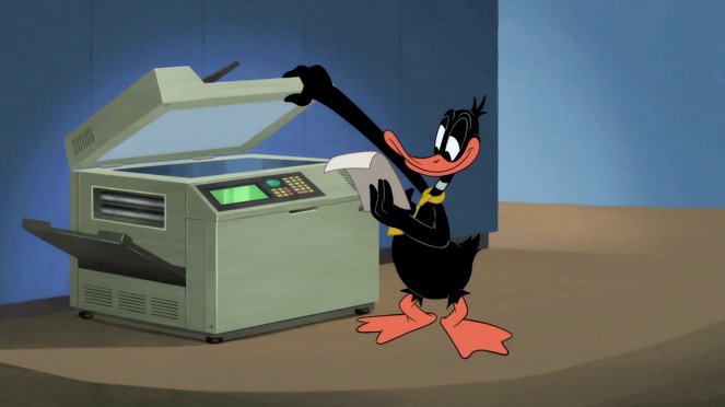 Looney Tunes Cartoons - Season 1 - Puma Problems / Marvin Flag Gag: Bowling Ball / Duplicate Daffy - Filmfotos