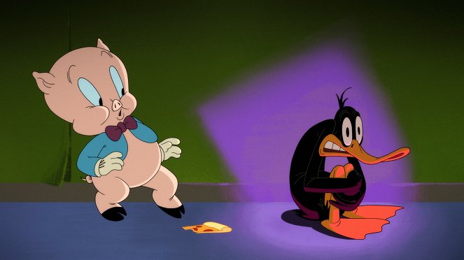 Looney Tunes Cartoons - Season 3 - Bathy Daffy / End of the Leash: Bullseye Painting / Rabbit Sandwich Maker / Put the Cat Out: Window - Photos