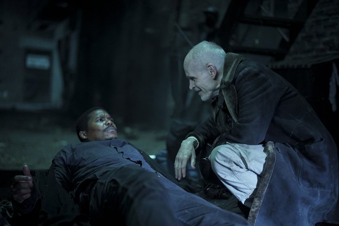 The Walking Dead: Dead City - Season 1 - Wer ist da? - Filmfotos - Željko Ivanek