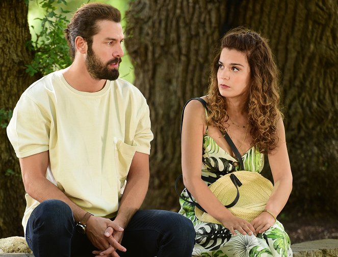 My Sweet Lie - Episode 13 - Photos - Furkan Palalı, Aslı Bekiroğlu