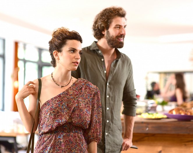 My Sweet Lie - Episode 7 - Photos - Aslı Bekiroğlu, Furkan Palalı