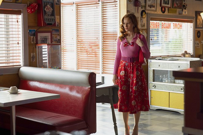 Riverdale - Kapitel einhundertunddreiunddreißig: Stag - Filmfotos - Madelaine Petsch