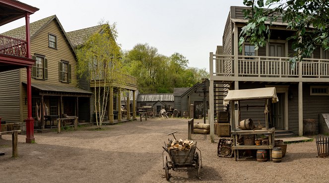 Outlander - The Happiest Place on Earth - Making of