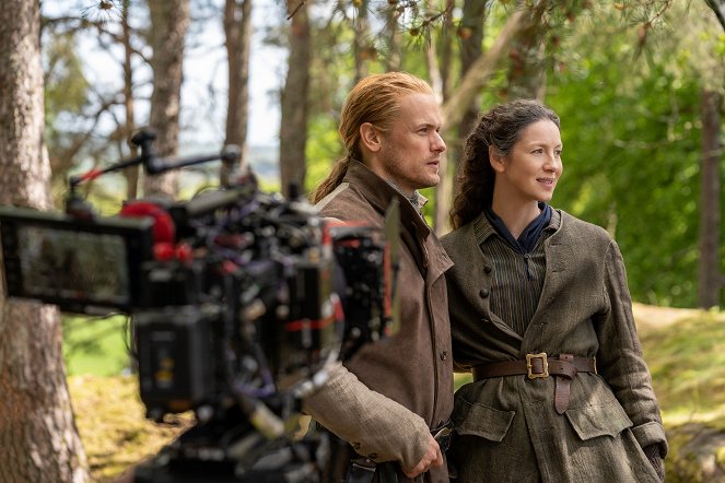 Outlander - Die Highland-Saga - Death Be Not Proud - Dreharbeiten - Sam Heughan, Caitríona Balfe