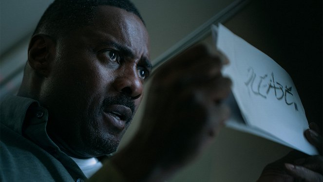 Az eltérített járat - Készülj! - Filmfotók - Idris Elba