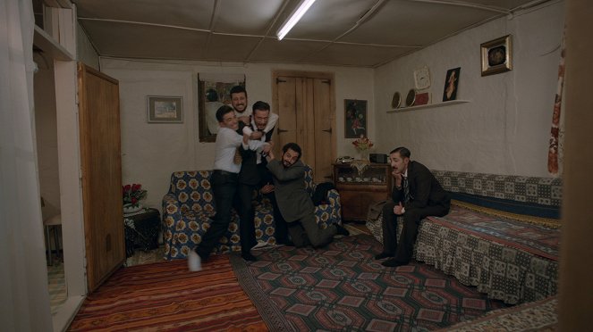 Yeşil Deniz - Seven adam kendini aşmaa bilcek - Kuvat elokuvasta