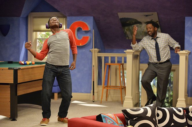 K.C. Undercover - Give Me A 'K'! Give Me A 'C'! - Filmfotos
