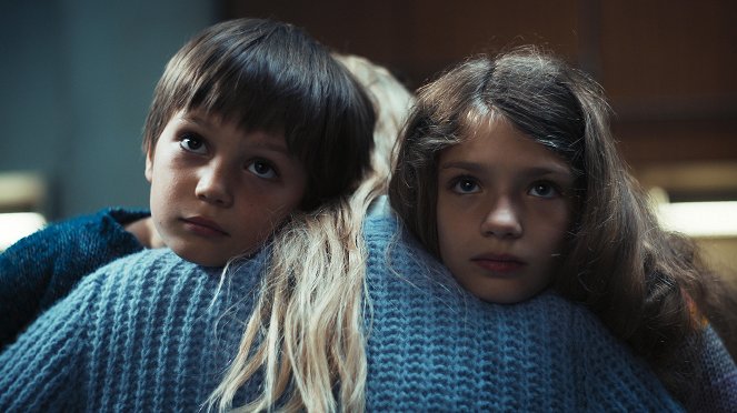 Liebes Kind - Filmfotók - Sammy Schrein, Naila Schuberth
