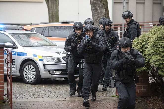 Ordinace v růžové zahradě - Dokonalý zásah - Photos