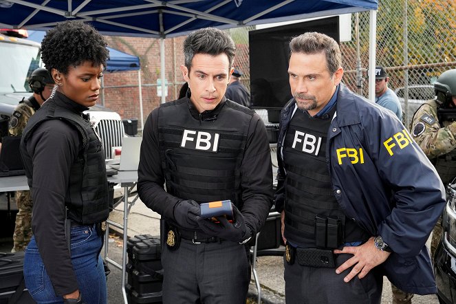 FBI: Special Crime Unit - Season 5 - Heroes - Photos