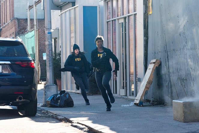 FBI: Special Crime Unit - Season 5 - Money for Nothing - Photos