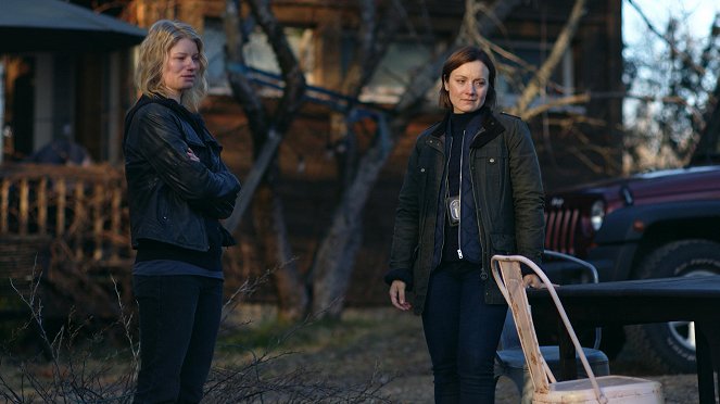 Maria Kallio - Earth Hour - Kuvat elokuvasta - Roosa Söderholm, Elena Leeve