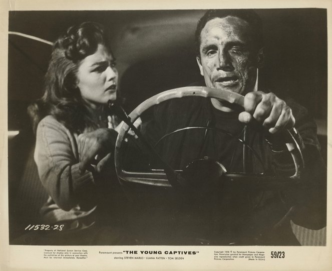 The Young Captives - Lobby Cards - Luana Patten, Steven Marlo