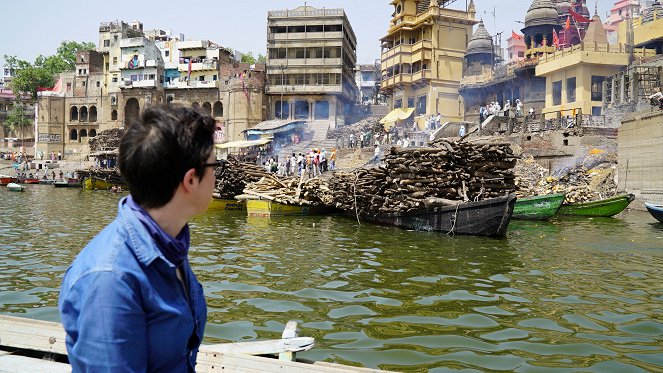 The Ganges with Sue Perkins - Varanasi - Kuvat elokuvasta