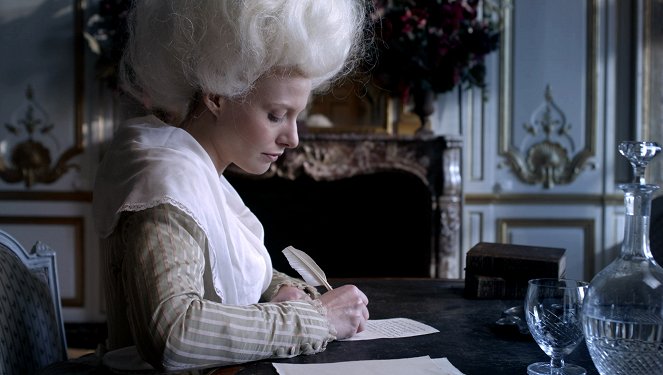 Marie-Antoinette, les derniers secrets d'une reine - Van film
