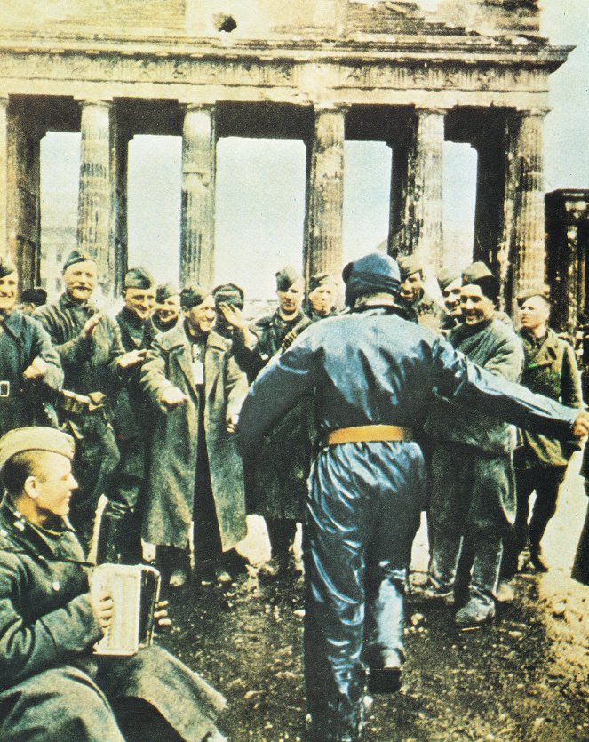 Das Kriegsende in Farbe - Kuvat elokuvasta
